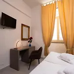 Alida Rooms